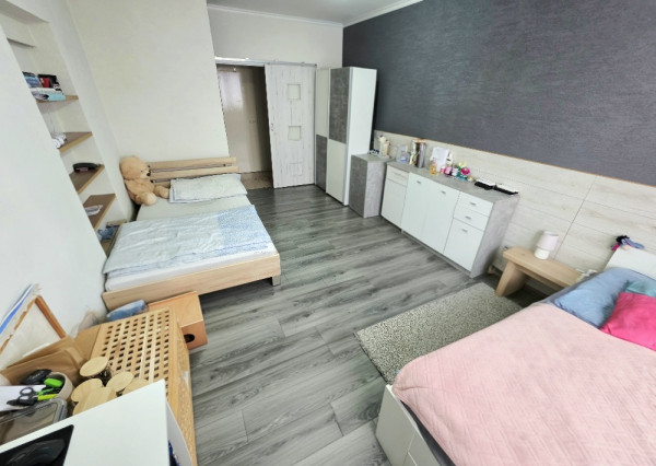 3 izbový byt Bánovce nad Bebravou/CENTRUM/69 m2/LOGGIA/PIVNICA