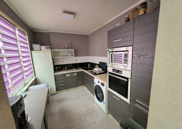 3 izbový byt Bánovce nad Bebravou/CENTRUM/69 m2/LOGGIA/PIVNICA