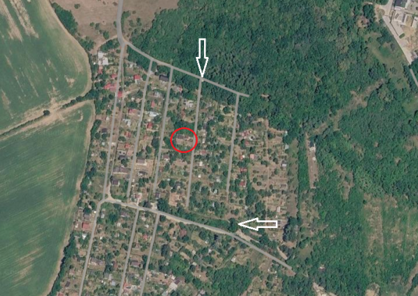 ** Na predaj záhradná chata s príslušenstvom, pozemkom 402 m² a krásnym výhľadom – Nové Mesto n/V **