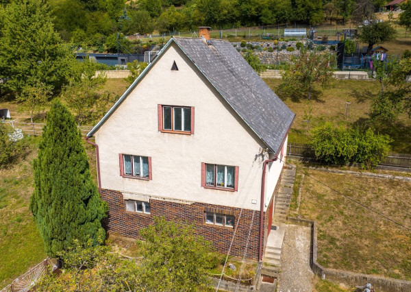 Na predaj Rodinný dom LEDNICA, pozemok 1064 m2