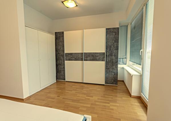 Na prenájom luxusný 2-izbový byt, 73 m², garážové státie, Bratislava – Ružinov (Hrachová), ihneď voľný