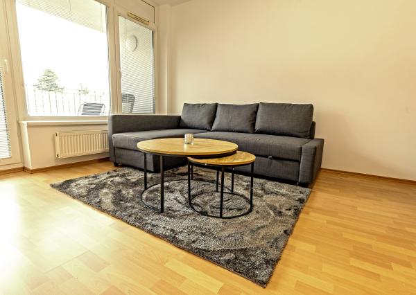 Na prenájom luxusný 2-izbový byt, 73 m², garážové státie, Bratislava – Ružinov (Hrachová), ihneď voľný