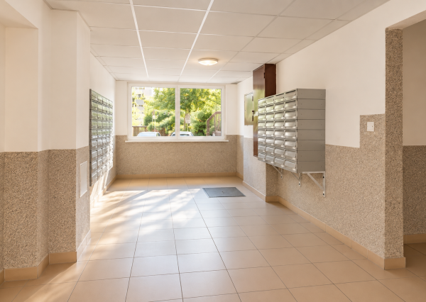 Na predaj 1-izbový byt s lodžiou, 38  m², Hraničná ul. Ružinov – Prievoz