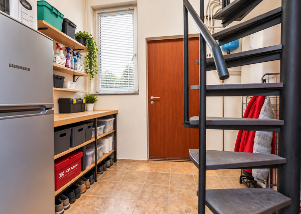 Na prenájom priestor, 169 m², Rybničná ul., BA – Vajnory,