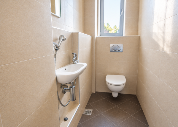 Reprezentatívne administratívne priestory s terasou, Dunajská ul. 124 m², ihneď voľný