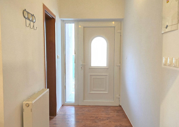 PRENÁJOM 4 IZBOVÝ RODINNÝ DOM - BUNGALOV, MORAVANY N/V