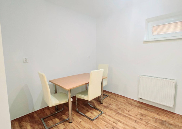 PRENÁJOM 4 IZBOVÝ RODINNÝ DOM - BUNGALOV, MORAVANY N/V