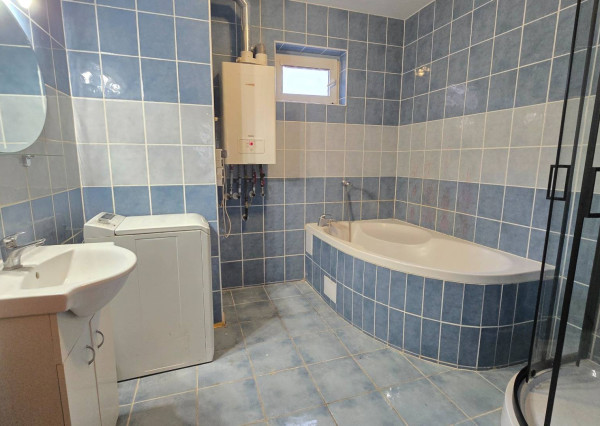 PRENÁJOM 4 IZBOVÝ RODINNÝ DOM - BUNGALOV, MORAVANY N/V
