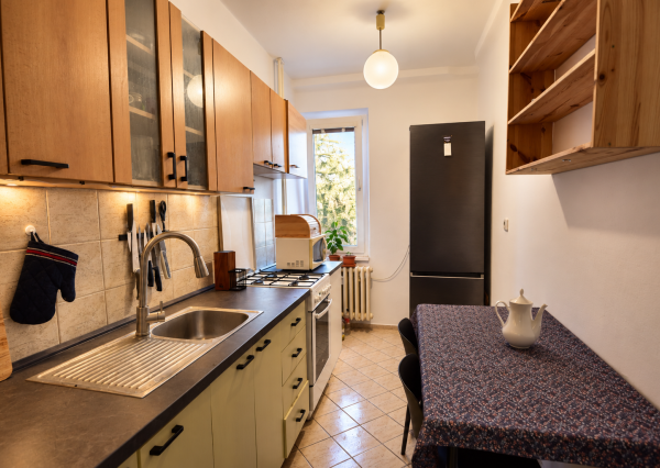 Na prenájom 1-izbový byt, 40 m², Medzilaborecká ul., Ružinov - Štrkovec