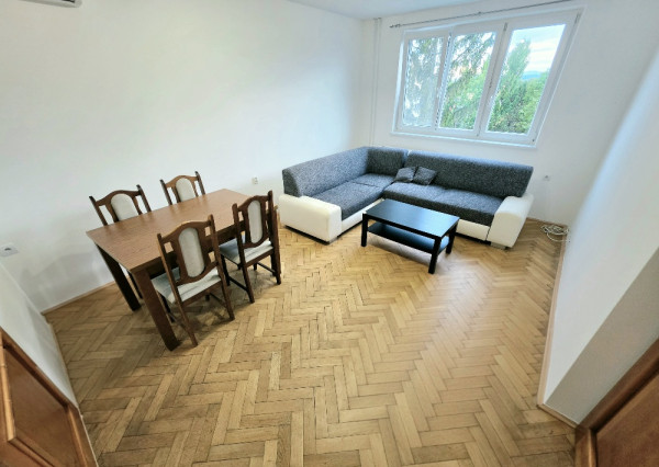 PRENÁJOM Bánovce nad Bebravou/3 IZBOVÝ BYT/ CENTRUM / 69m2