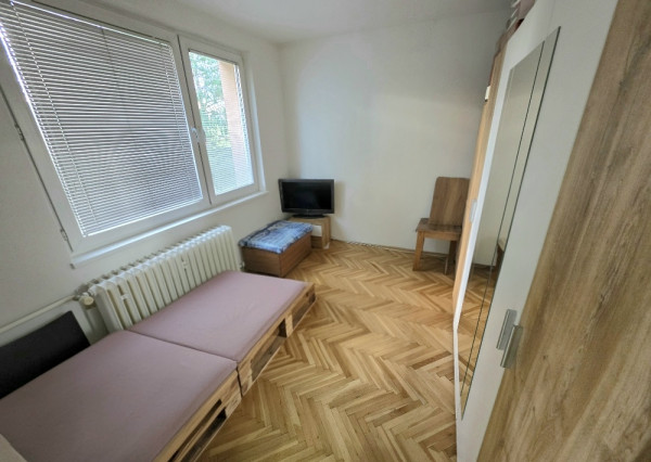 3 izbový byt Bánovce nad Bebravou/CENTRUM-SEVER/BALKÓN/PIVNICA