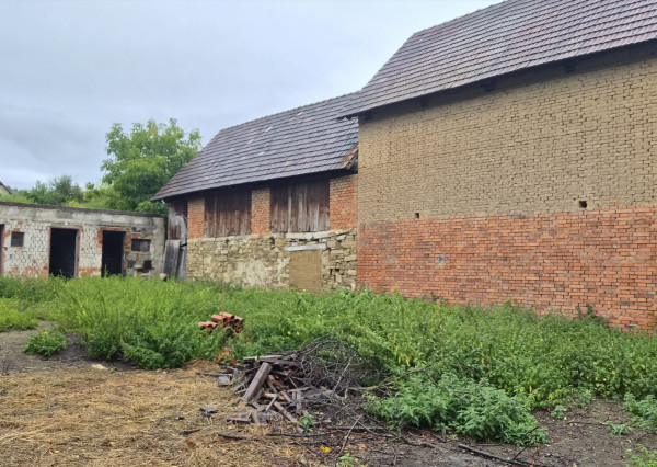 Dva rodinné domy,  na pozemku 763 m² – Horná Breznica
