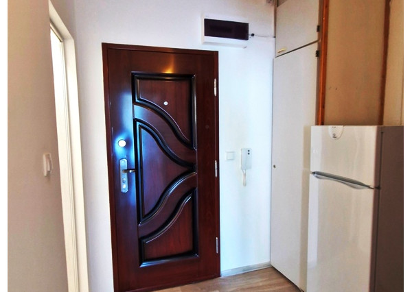 ** Na predaj priestranná garsónka 34 m² s veľkým balkónom 4,5 m² - Nové Mesto nad Váhom **