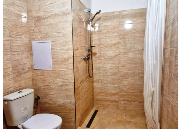 ** Na predaj priestranná garsónka 34 m² s veľkým balkónom 4,5 m² - Nové Mesto nad Váhom **
