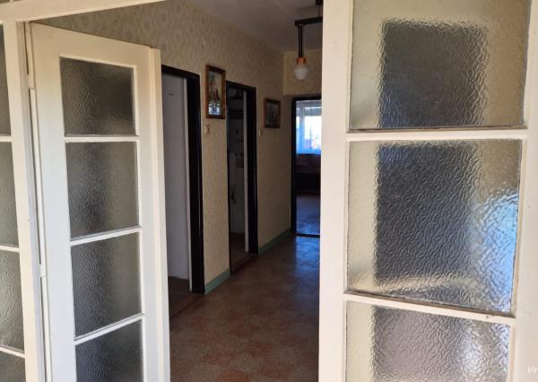 DOM S POTENCIÁLOM A VEĽKOU ZÁHRADOU – PREJTA, POZEMOK 1 050 m²