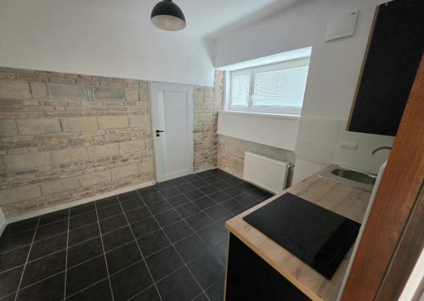 PRENÁJOM Bánovce nad Bebravou/2 IZBOVÝ BYT/CENTRUM-STRED/70m2