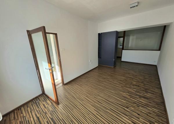 PRENÁJOM Bánovce nad Bebravou/2 IZBOVÝ BYT/CENTRUM-STRED/70m2