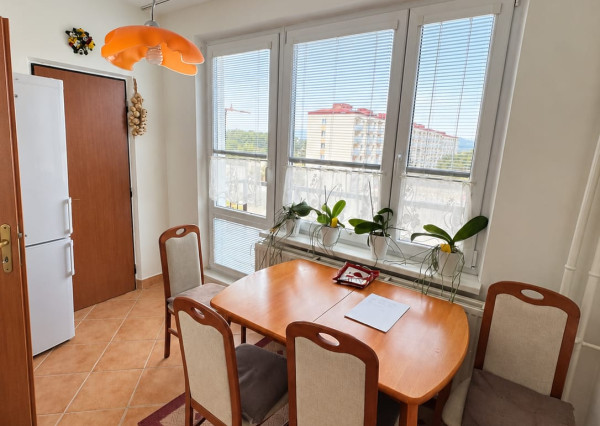 PRENÁJOM | 3-IZBOVÝ BYT | 80 m² | 2 BALKÓNY | ZARIADENÝ | CENTRUM I