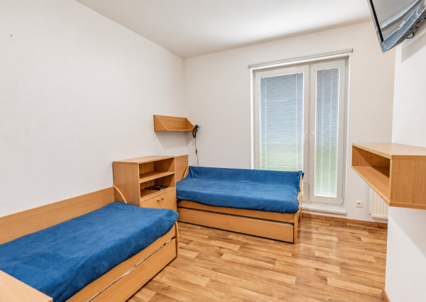 Na prenájom 2-izbový byt, 47 m², klimatizovaný, Odborárska ul., BA – Nové Mesto, ihneď voľný