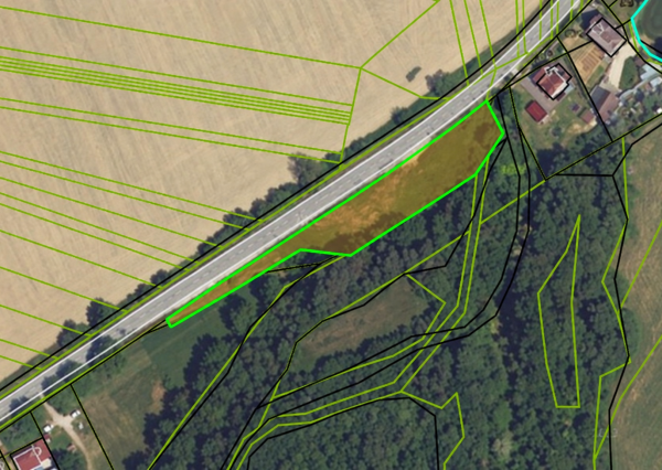 ATRAKTÍVNY STAVEBNÝ POZEMOK 2 208 m² PRI HLAVNEJ CESTE – MODROVKA, okr. N. Mesto/Váhom, IDEÁLNY NA PODNIKANIE