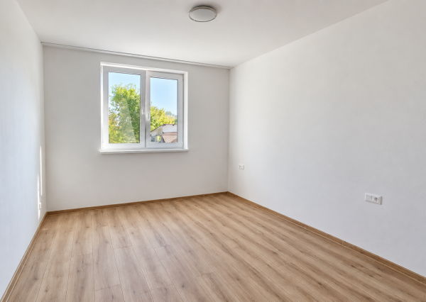 2 izbový byt Motešice 60m2 + parkovacie miesto - prenájom