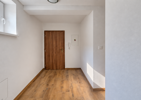 2 izbový byt Motešice 60m2 + parkovacie miesto - prenájom