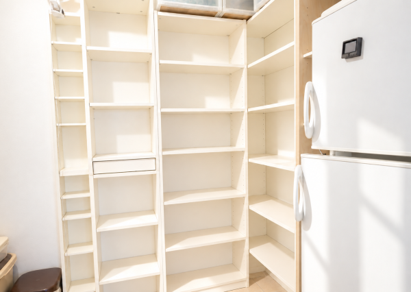 Na prenájom priestranný 3-izbový byt s lodžiou, 101 m², nádherný výhľad na Bratislavu,Zadunajská cesta, Petržalka, od 10/2026