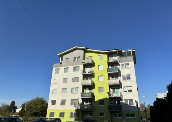 EXKLUZÍVNE* Predám 2 izbový byt Ilava, ul. SNP - 58 m2