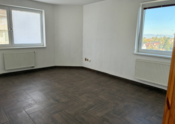 EXKLUZÍVNE* Predám 2 izbový byt Ilava, ul. SNP - 58 m2