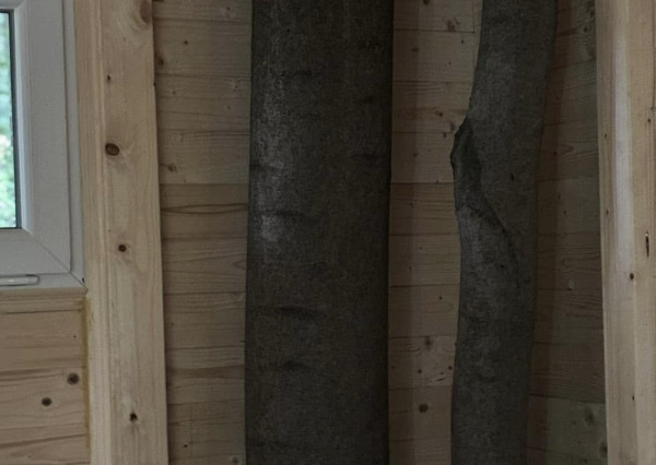PREDAJ: Unikátny domček v korunách stromov (Treehouse) 35m2 s veľkým pozemkom – Trenčianske Teplice