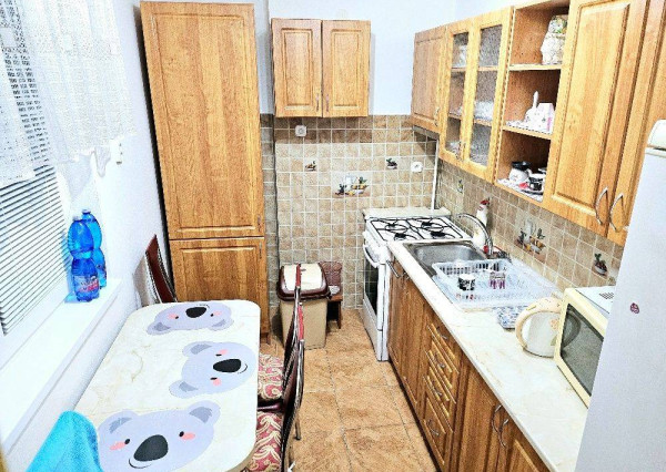 PRENÁJOM 3 IZBOVÝ BYT / CENTRUM / LOGGIA / PIVNICA / ZARIADENÝ