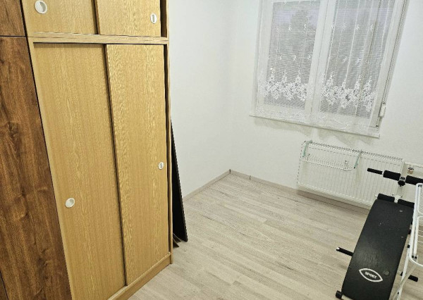 PRENÁJOM 3 IZBOVÝ BYT / CENTRUM / LOGGIA / PIVNICA / ZARIADENÝ