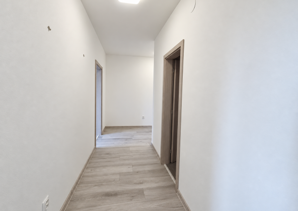 2 izbový byt Trenčín 52m2 + parkovacie miesto