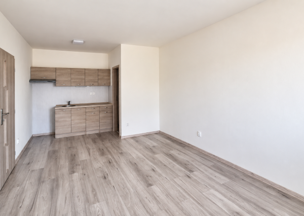 2 izbový byt Trenčín 52m2 + parkovacie miesto
