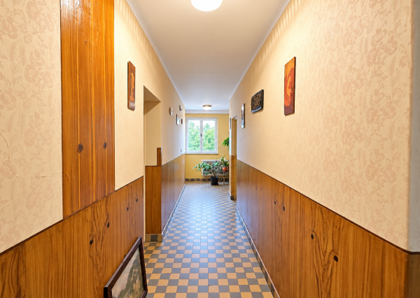 6-izbový rodinný dom s krásnou okrasnou záhradou – Piešťany, Floreát