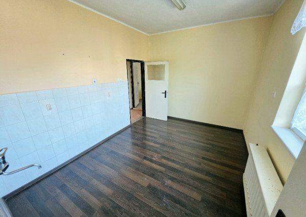 RODINNÝ DOM V LUKRATÍVNEJ LOKALITE BÁNOVCE NAD BEBRAVOU