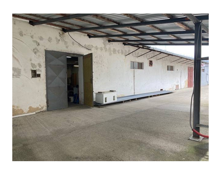 Na prenájom Skladové priestory Ilava, 350 m2