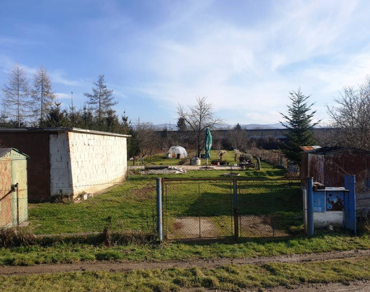 Stavebný pozemok o výmere 1523 m2, UPI pre výstavbu polyfunkcie - NMnV