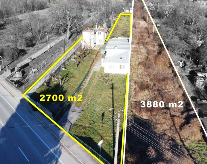 Stavebný pozemok 2700 m2 resp. 6580 m2 pri kúpeľnom ostrove Piešťany