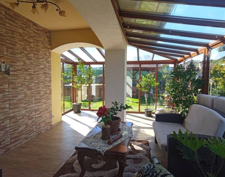 Novinka! Rodinný dom s bazénom v lukratívnej lokalite - Nitra - Prameň