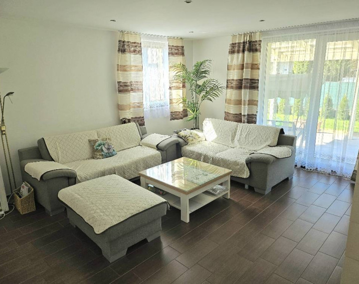 RODINNÝ DOM - PODLUŽANY - 4 IZBOVÝ -148 M2 NA POZEMKU 1049 M2