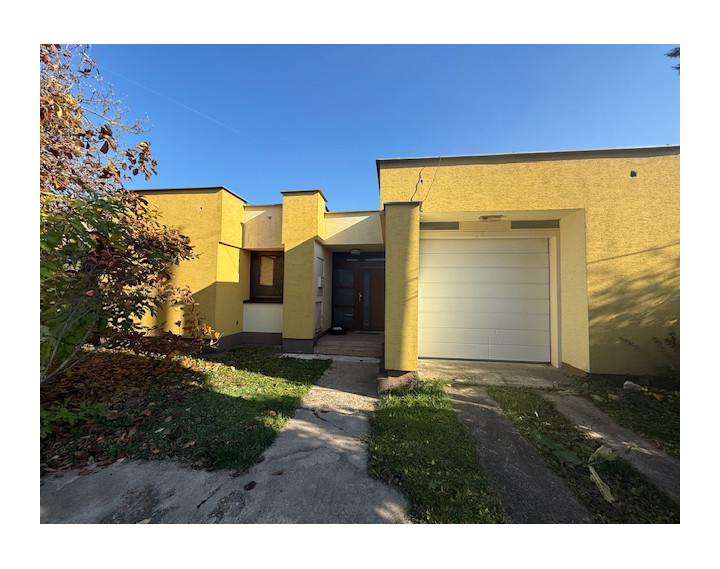 Rodinný dom 5 izieb, Trnava, Átriová