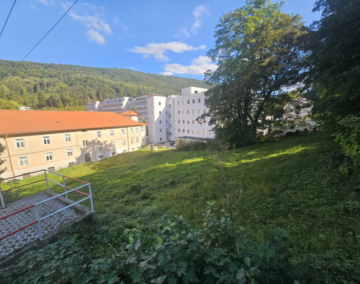 Komerčný pozemok v kúpeľnom  meste Trenčianske Teplice