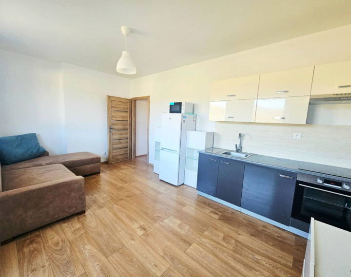 EXKLUZÍVNE - Priestranný 2 izbový byt v obci Motešice 