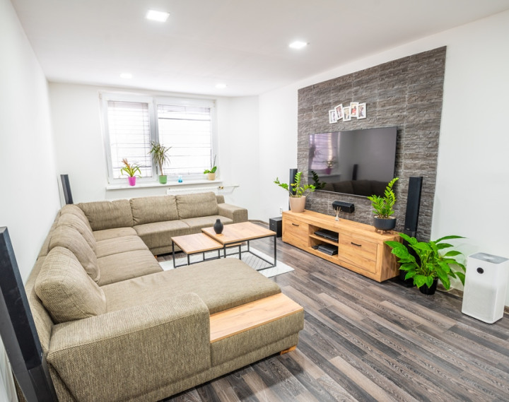 Na predaj 3-izbový byt s balkónom, 75 m², Cintorínska ulica, Šaľa - Veča