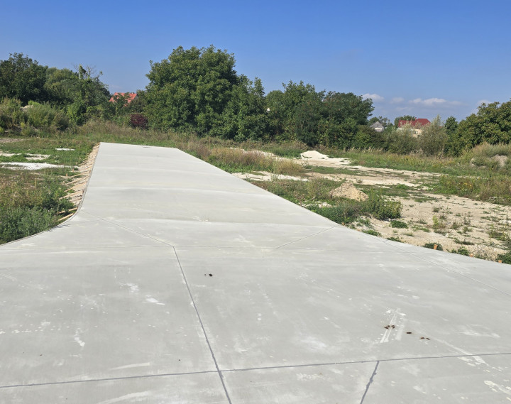 PREDAJ STAVEBNÝ POZEMOK 634 M² BOROVCE /VODA, ELEKTRINA, KANALIZÁCIA/