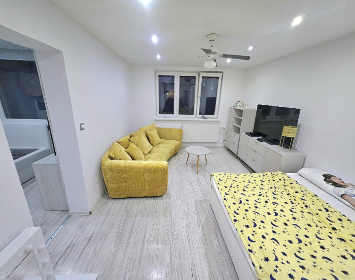 2 izbový byt Bánovce nad Bebravou / CENTRUM/ LOGGIA / PIVNICA