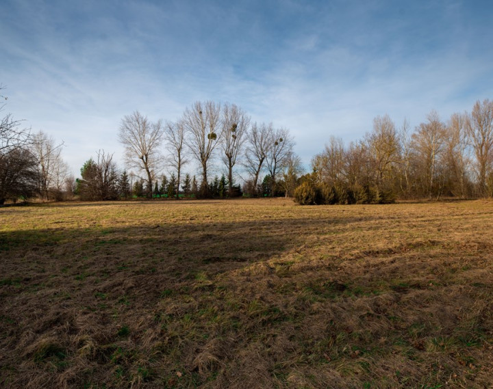 Predaj investičného pozemku - Stupava – extravilán-13 804 m²