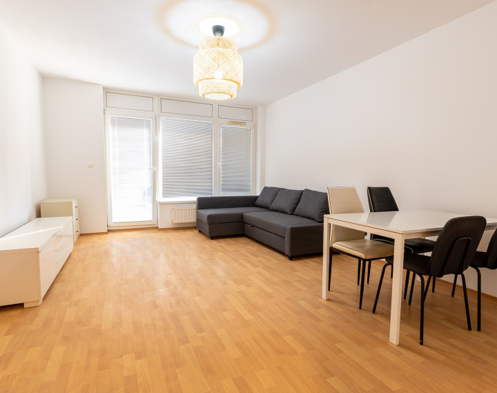 -REZERVOVANÉ- Luxusný 2-izbový byt + 2 balkóny, 73 m², garážové státie - Ružinov