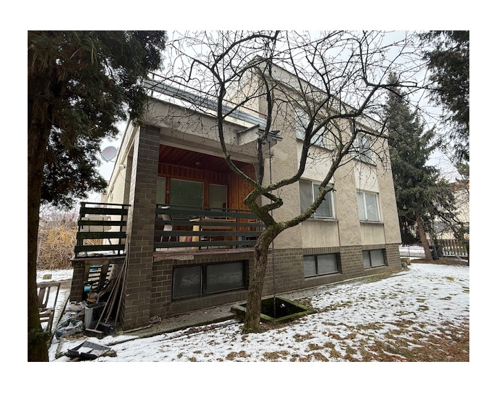 Rodinný dom v centre Dubnice nad Váhom, pozemok 583 m2